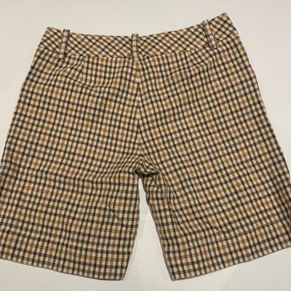 NEW Short - Picture 2 of 6